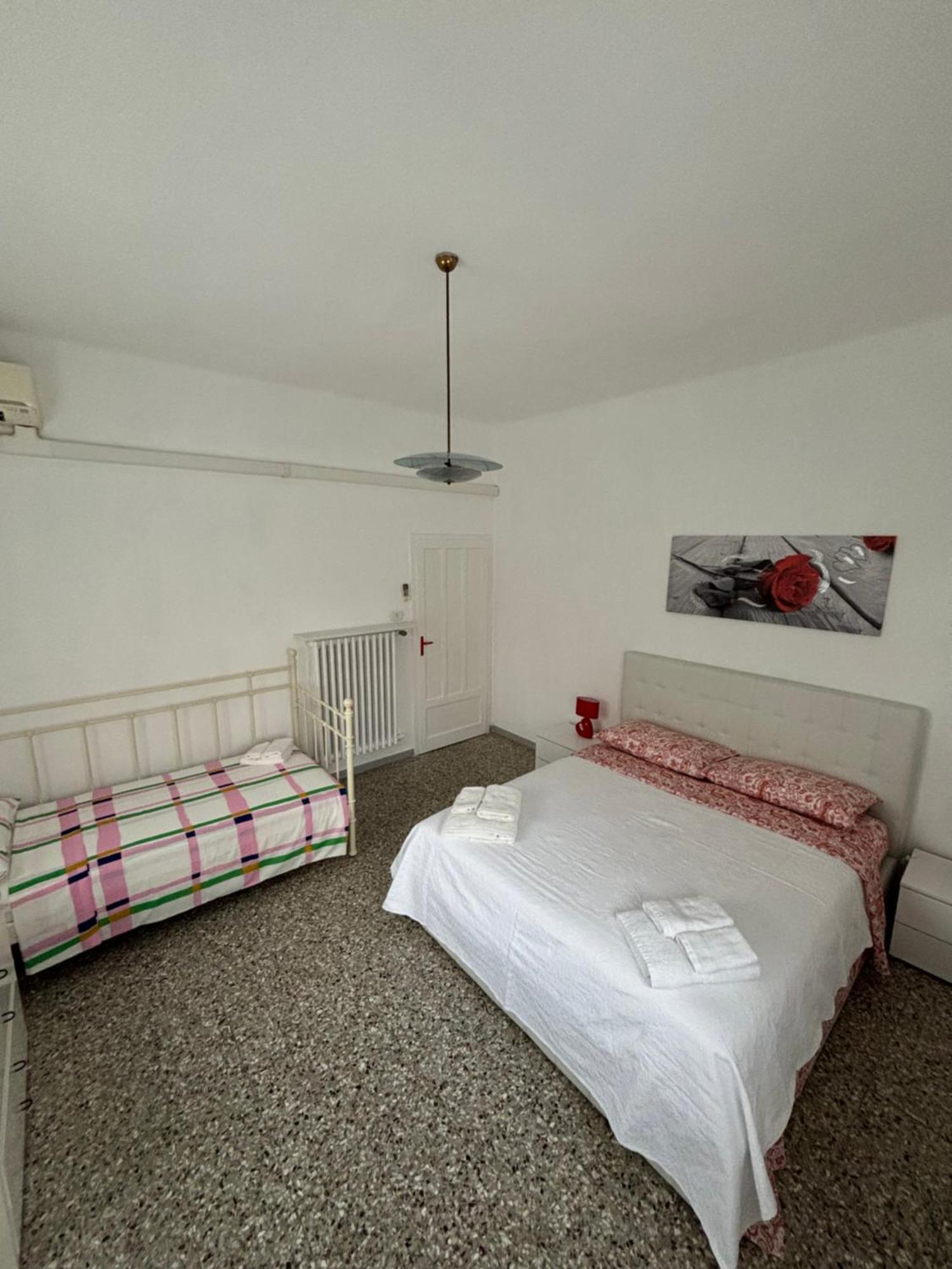Vivi Aguilera Apartament Болоня Екстериор снимка